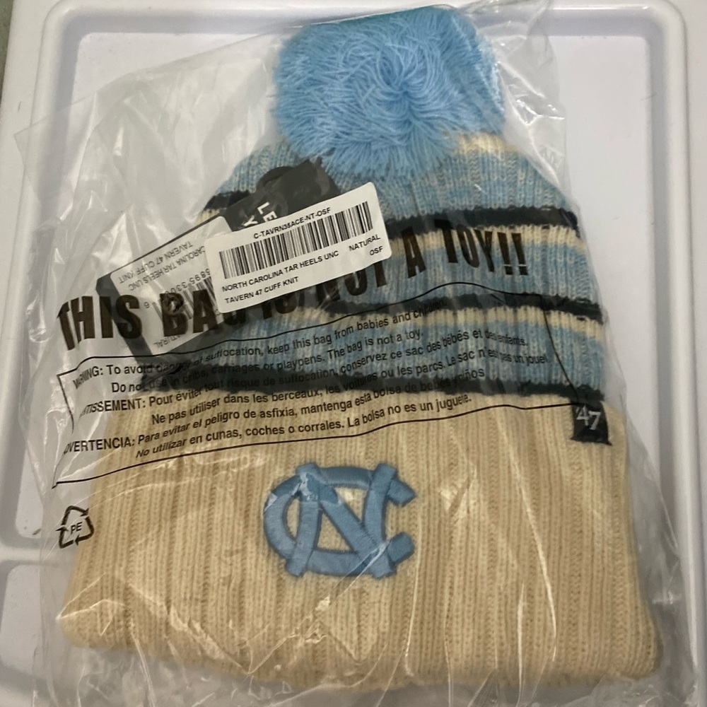 NC Tarheels winter hat